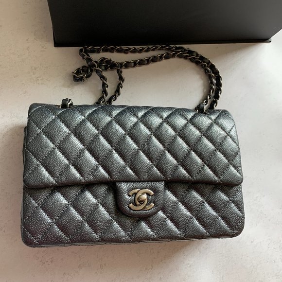 Chanel Medium Classic Caviar